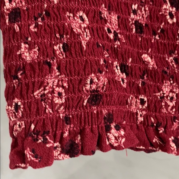 New | Short Sleeve floral crop top - Picture 5 of 6